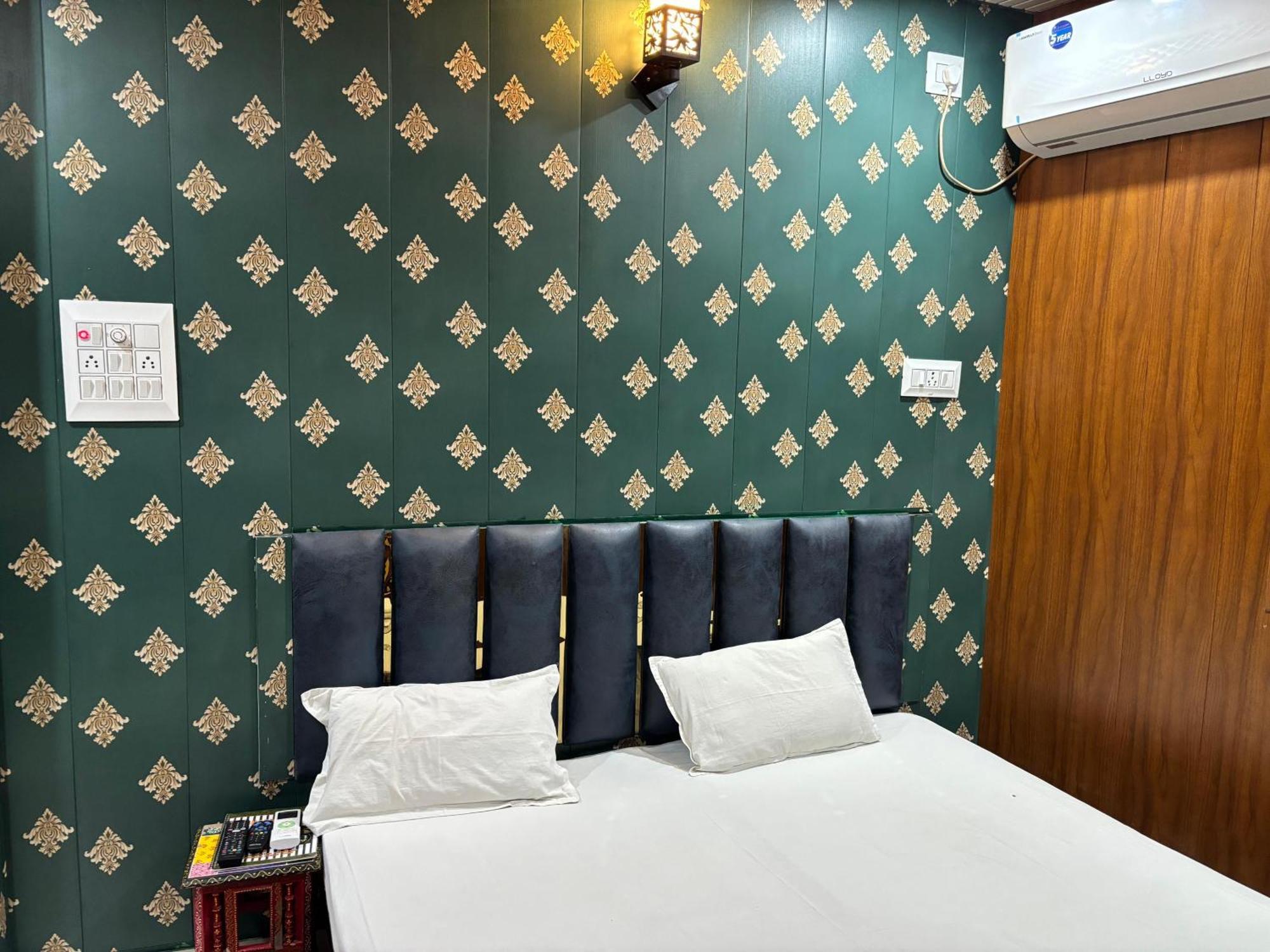 Bhadra Kali Guest House — Photos 1